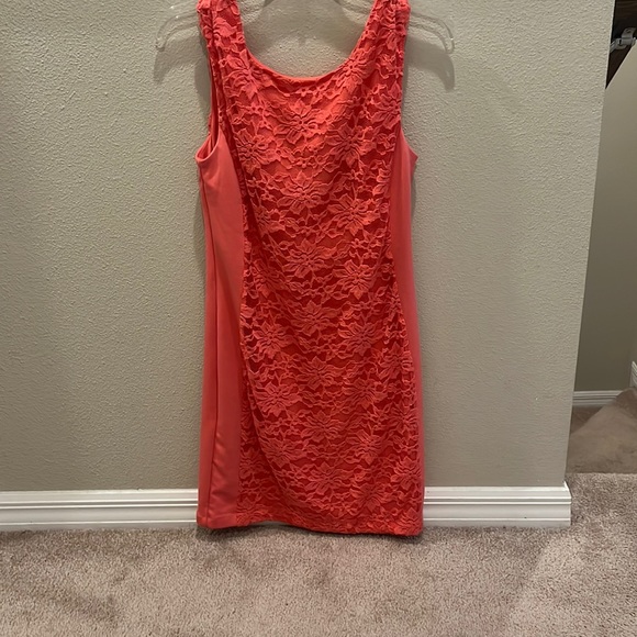 A coral flower printed dress. - Picture 1 of 3